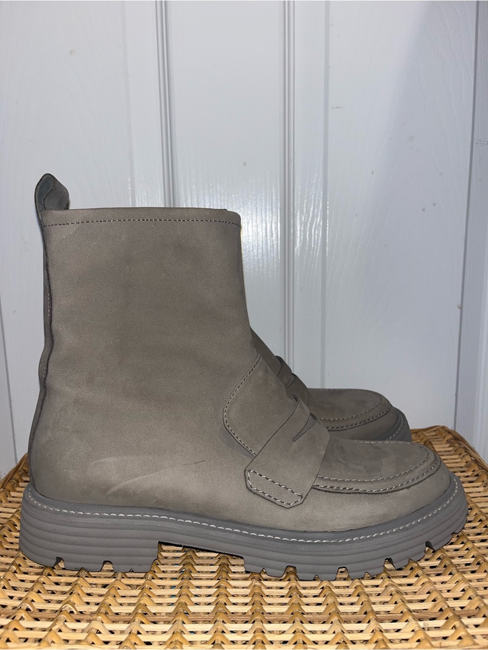 KENNEL & SCHMENGER Penny loafer boots in Stone Gray